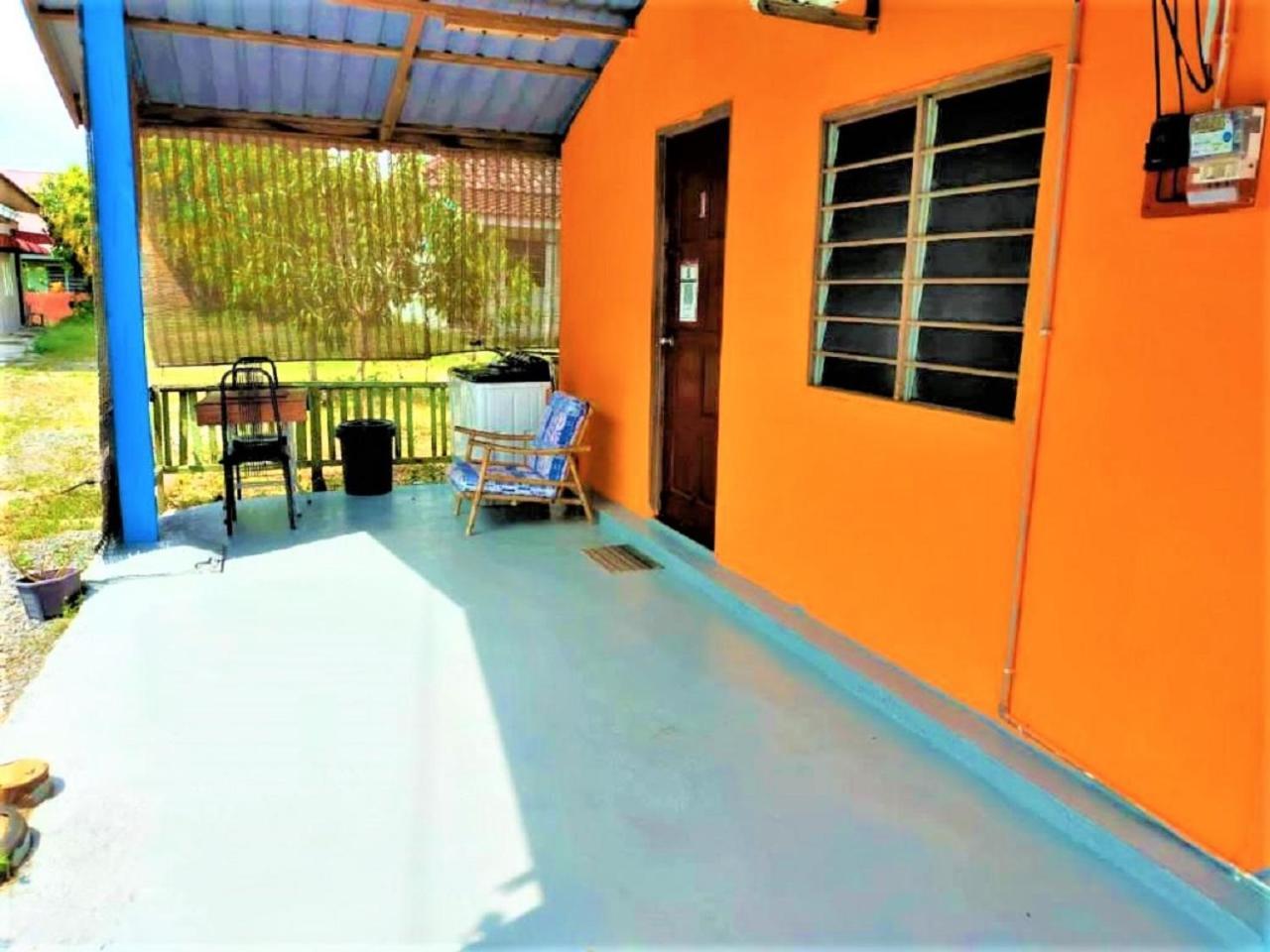 Roomstay Shahid Hou'Ze Kangar Bagian luar foto