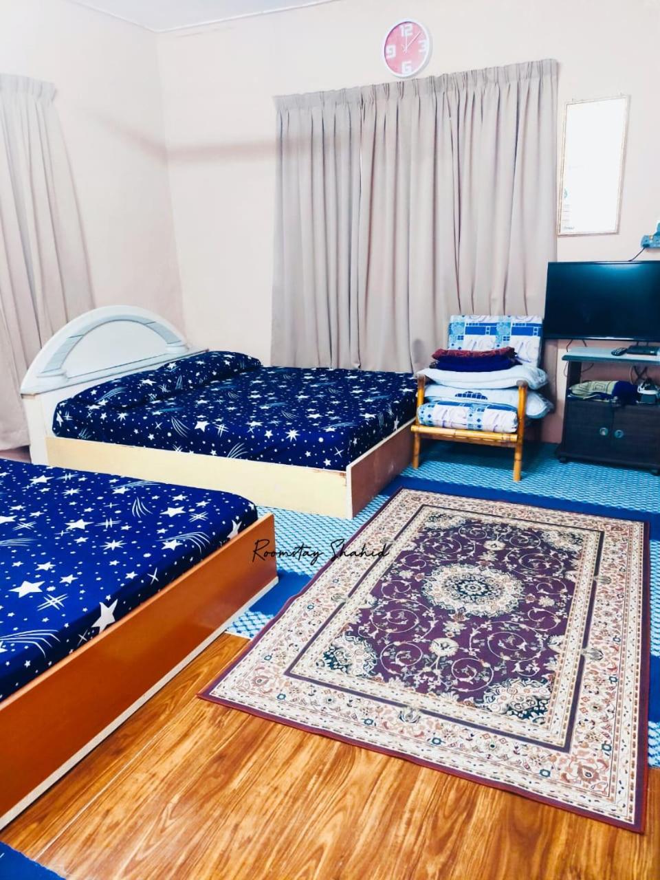 Roomstay Shahid Hou'Ze Kangar Bagian luar foto